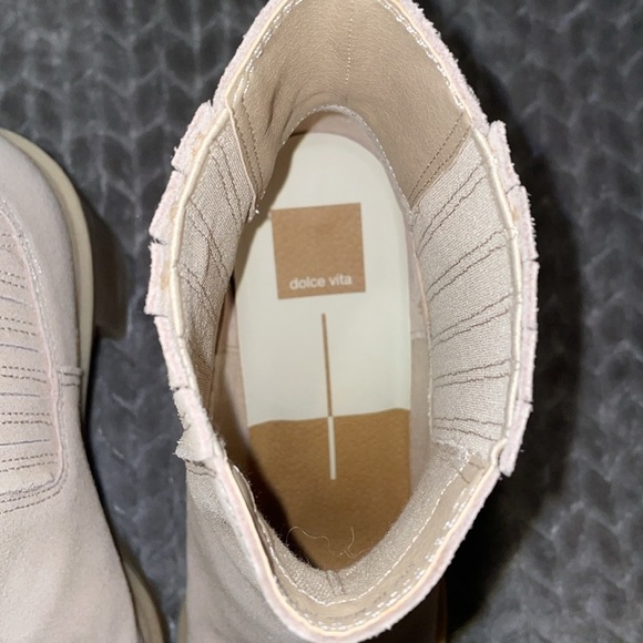 Anthropologie Dolce Vita Waterproof Caster H2O booties in Dune. Size 10. - Picture 9 of 13